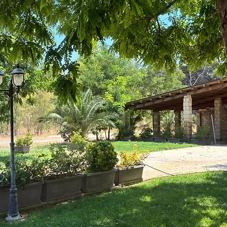 Alloggio per agriturismo Bosco Elda *