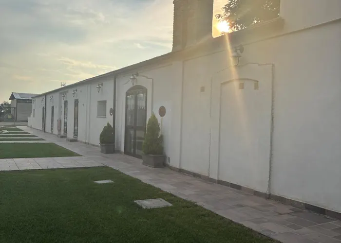 Bosco Elda Alloggio per agriturismo *